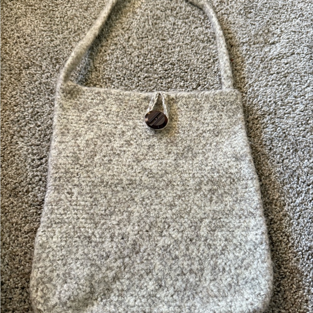 Boho Gray wool/alpaca Women's casual shoulder bag with big brown button closure